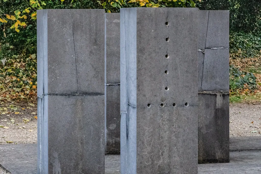 8 Limestones by Ulrich Rückriem [ IMMA 29 OCTOBER 2018]A-145211