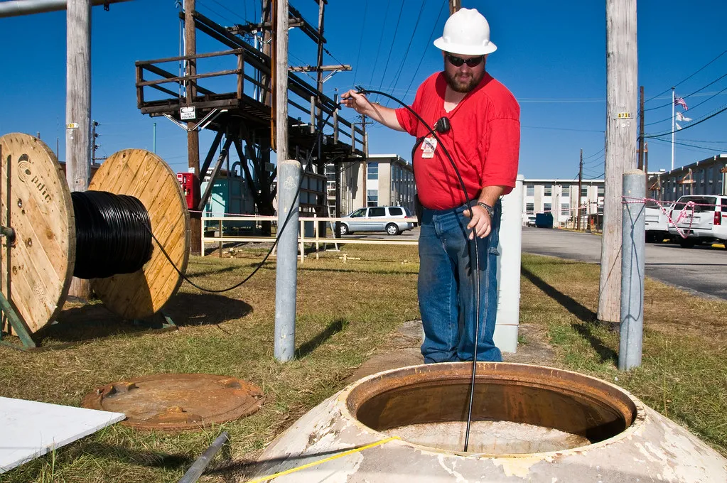 SRNL Fiber Optic Cable Installation