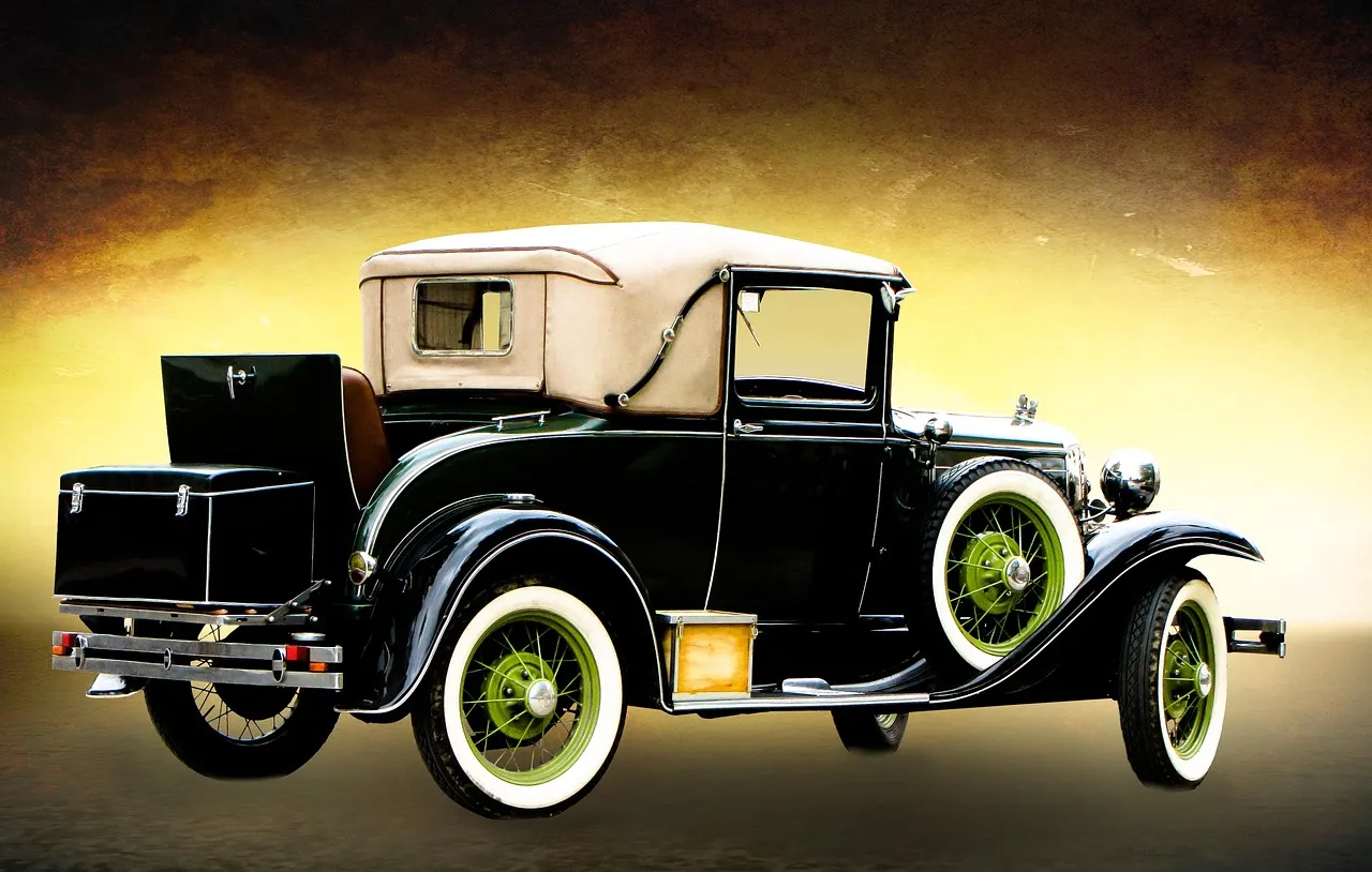 vehicle, transport, automobile, antique car, nostalgia, oldtimer car, travel, vacations, ride, old car, classic, tire, car tire, rims, top, suitcase, rarity, fender, old car, old car, old car, old car, old car