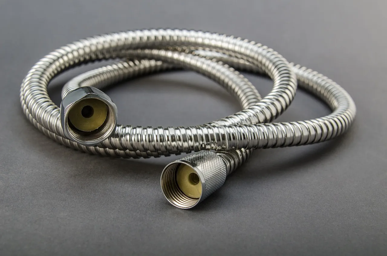 hose, flexibility, equipment, tube, metallic, chrome, stal, silver, metal, pipe, shower, water, natura, rurociąg, technology, budowa, żelazo, circle, connection, objects, stainless, kran, pressure, tool, repairing, plumber