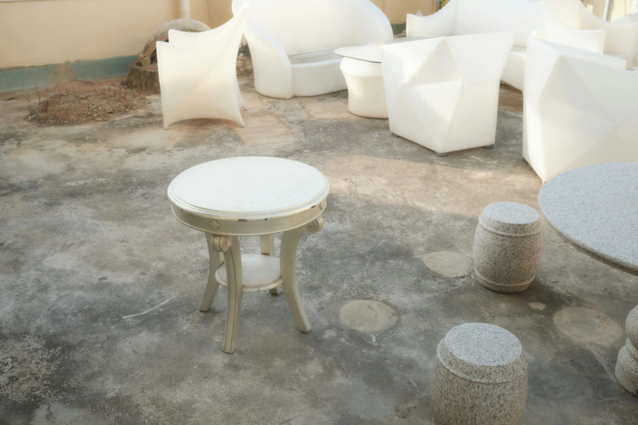 A room filled with lots of white furniture