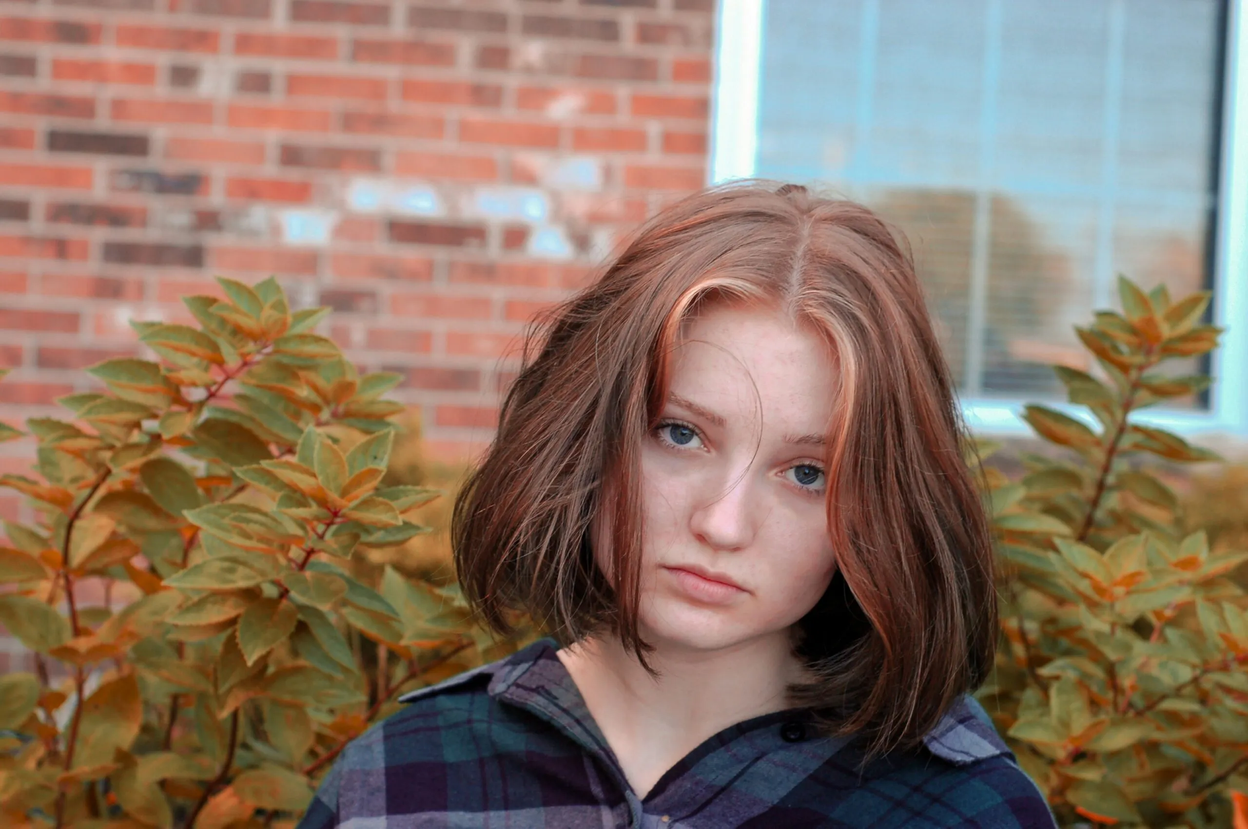 girl's black and gray button-up collared shirt
