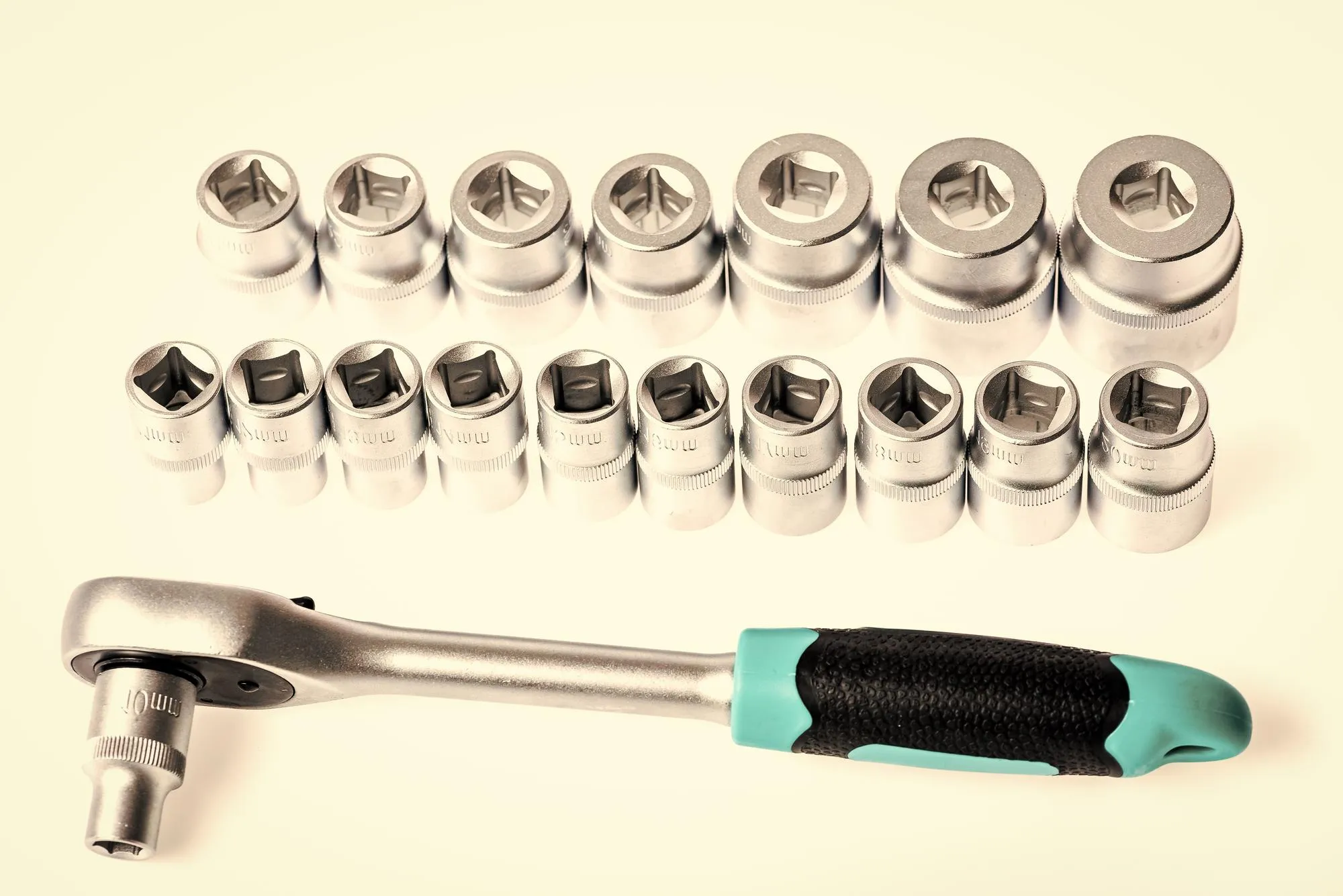 Knob for socket wrench nut ratchet close up Ratchet wrench Ratchet tool Steel made no skid threaded handle hold firmly without slipping Universal socket sets Can be used in hard to reach places