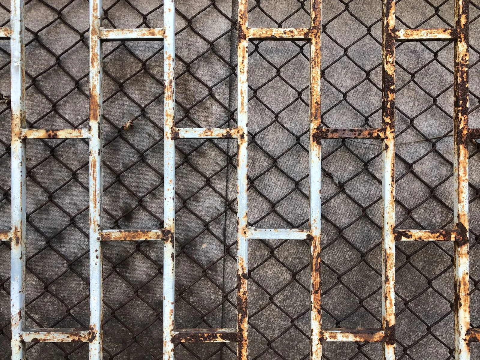 Grille Pattern 2 layers on the dark background in some place in Thailand