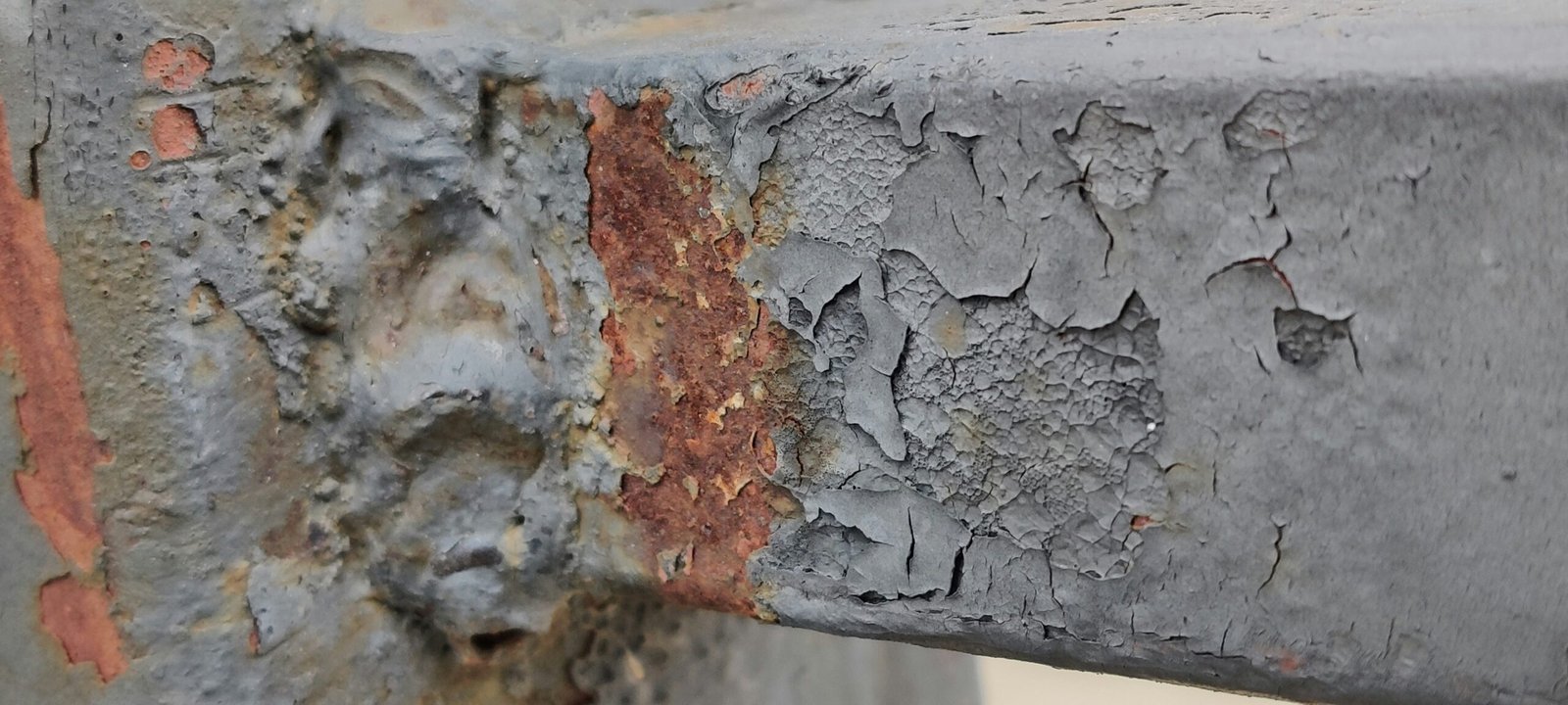 grey and brown concrete wall
