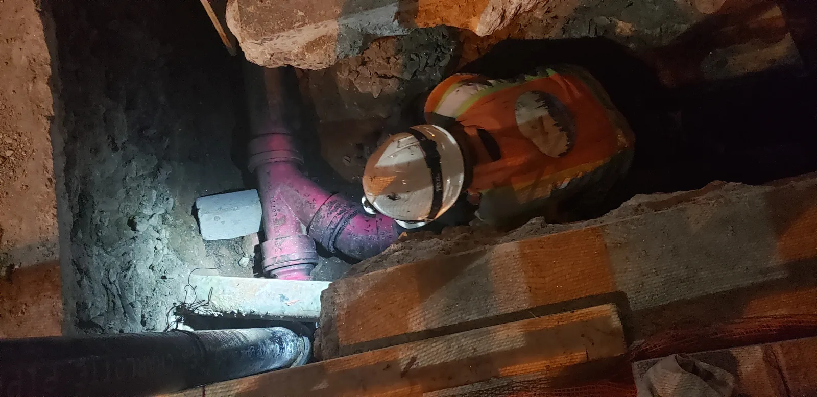 Installation of cast iron drain piping in the new LIRR Concourse. 06-25-2019
