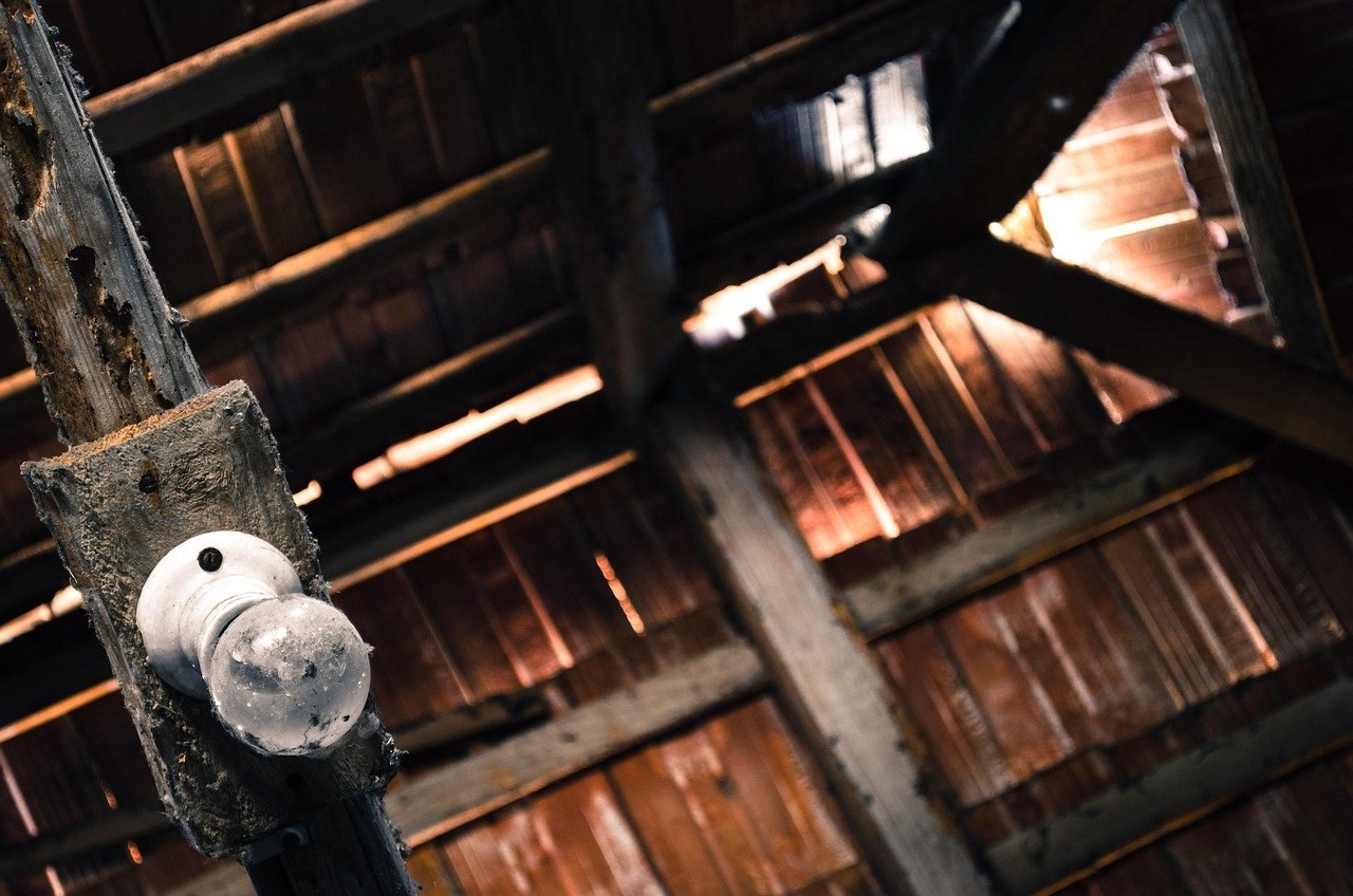 attic, pise, old attic, tile, suu kyi was eating, light bulb, lighting, attic, attic, attic, attic, attic