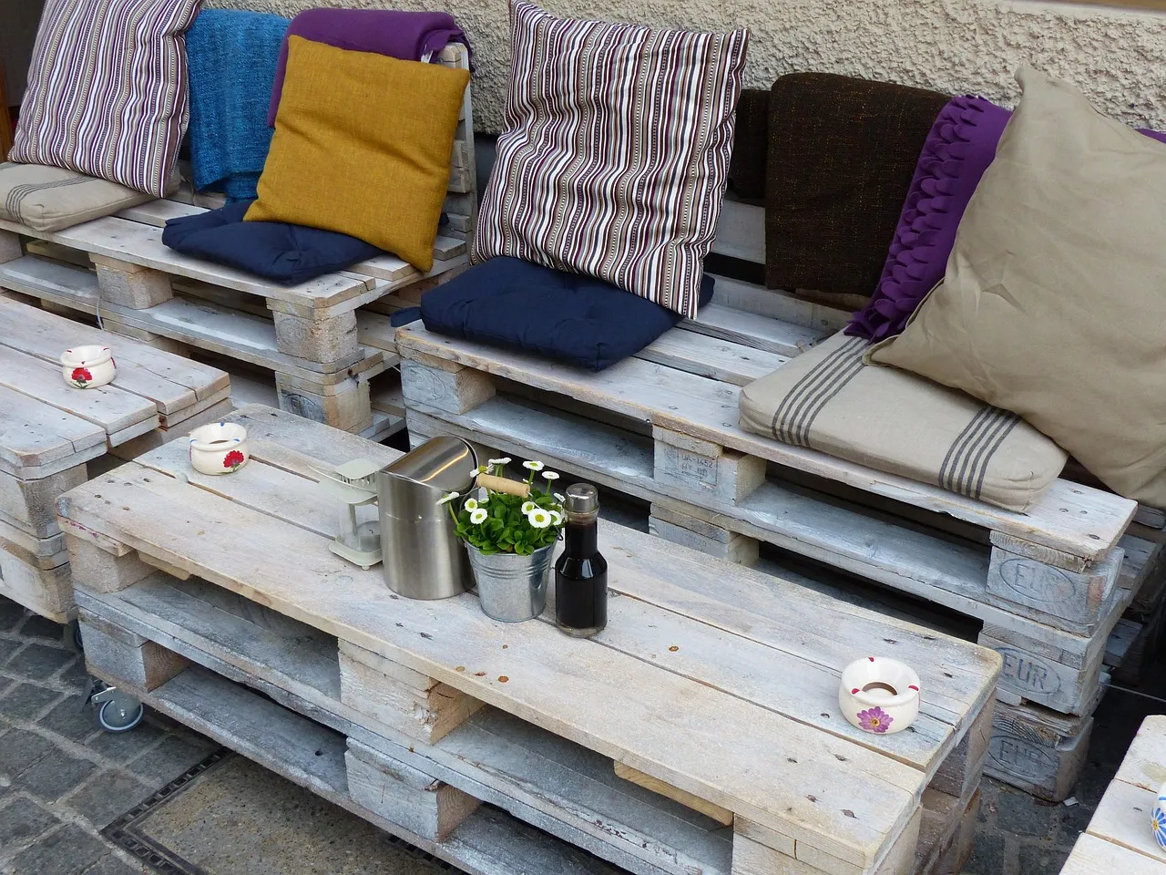 cafe, rustic, outdoor, furniture, table, bank, patio, summer, deck, chair, wood, design, seat, pillow, relax, public, cafeteria, city, pallets, creative, outdoor, cafeteria, cafeteria, cafeteria, cafeteria, cafeteria, pallets