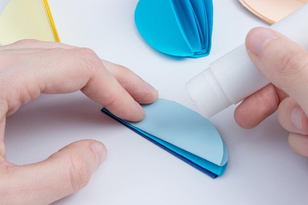 Stepbystep instructions for Easter eggs from colored paper Childrens crafts