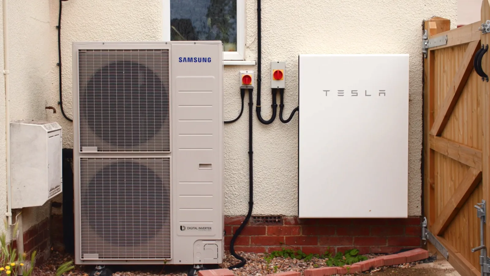 Heat pump and battery installation