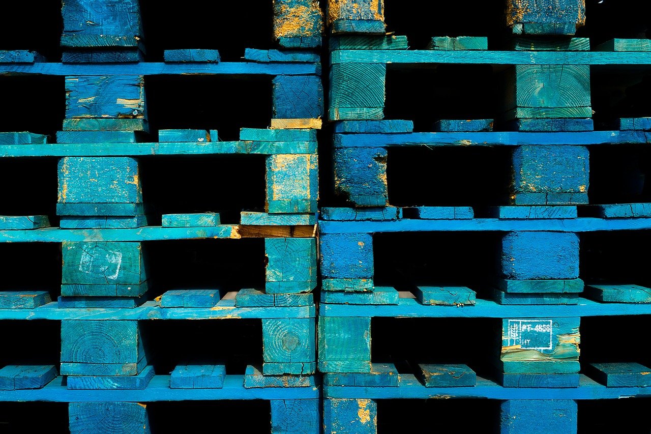 wood pallets, wallpaper 4k, windows wallpaper, hd wallpaper, desktop backgrounds, free wallpaper, laptop wallpaper, blue, pallets, wallpaper hd, 4k wallpaper 1920x1080, free background, beautiful wallpaper, texture, 4k wallpaper, cool backgrounds, wallpaper, mac wallpaper, full hd wallpaper, background
